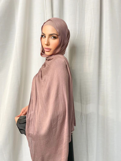 Here Is How To Go About Hijab Scarf Online